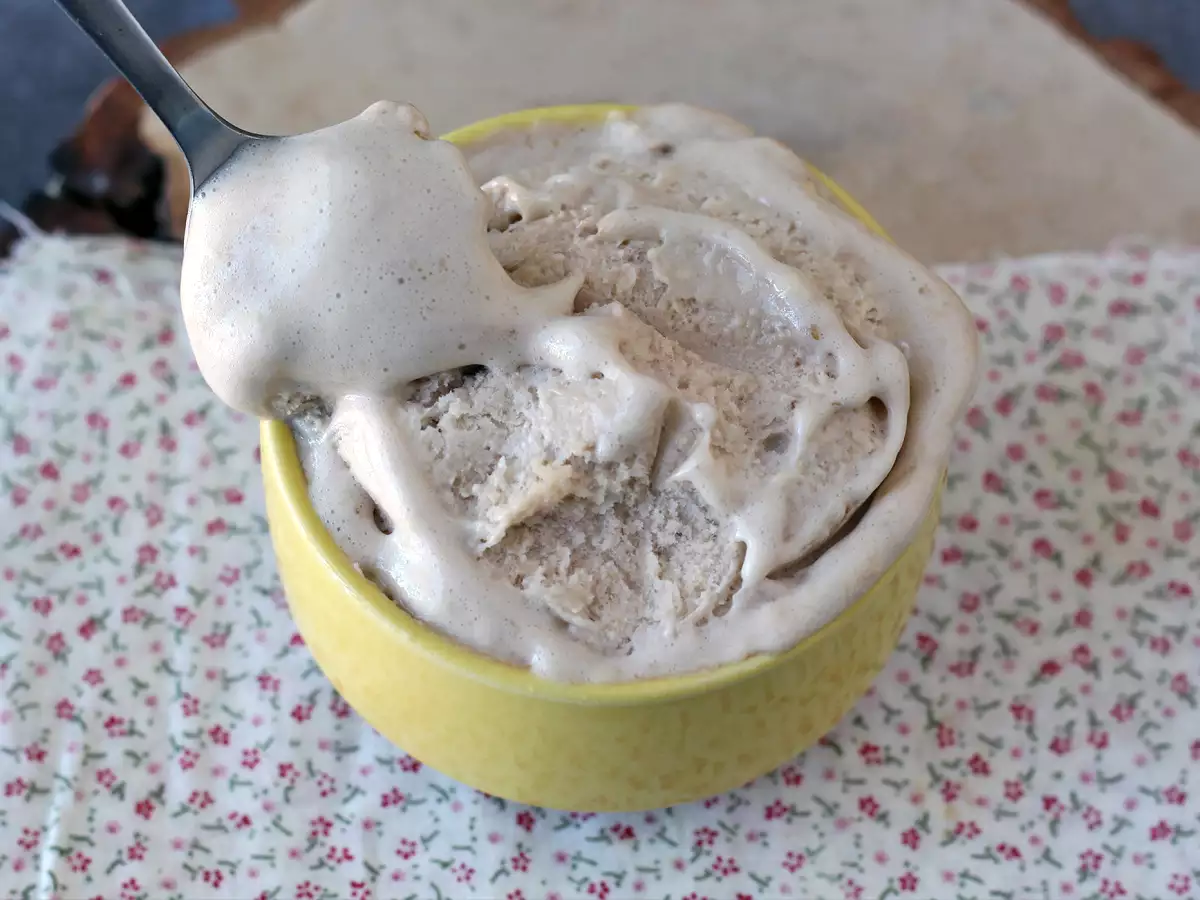 Es Krim Whey Vanila: Tinggi Protein, Cepat, dan Hanya dengan 3 Bahan! - foto 5
