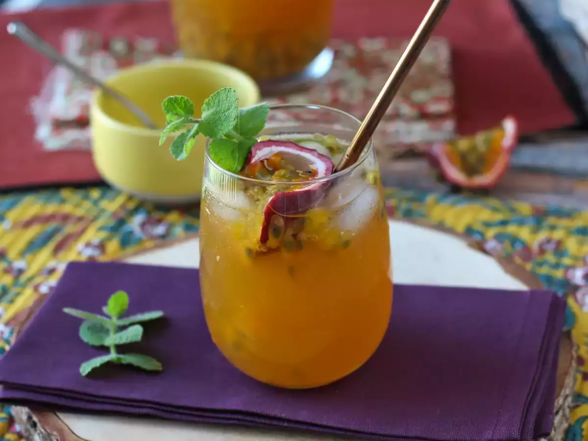 Es Teh Markisa, Minuman Segar yang Sempurna untuk Musim Panas! - foto 7
