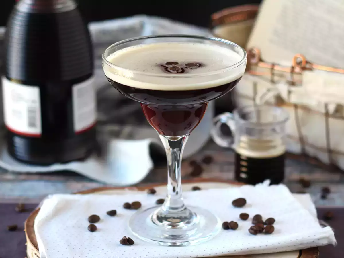 Espresso Martini, koktail yang sempurna untuk para pecinta kopi - foto 6