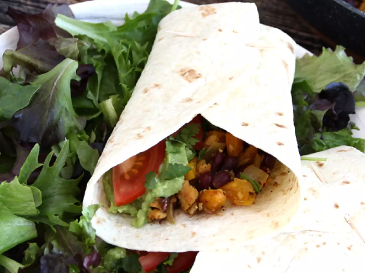 Fajitas vegetarian dengan protein kedelai bertekstur - foto 4
