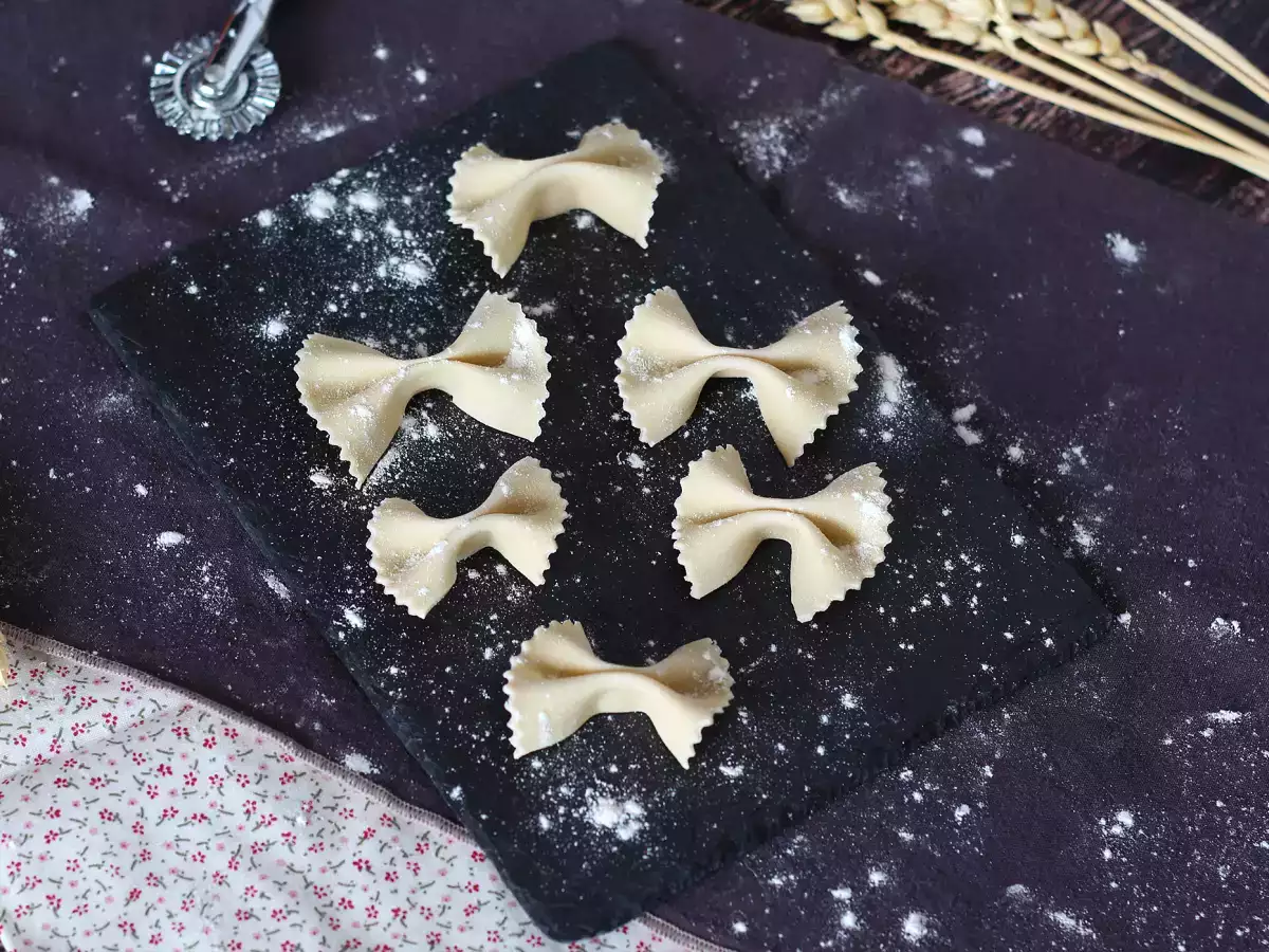 Farfalle Buatan Sendiri