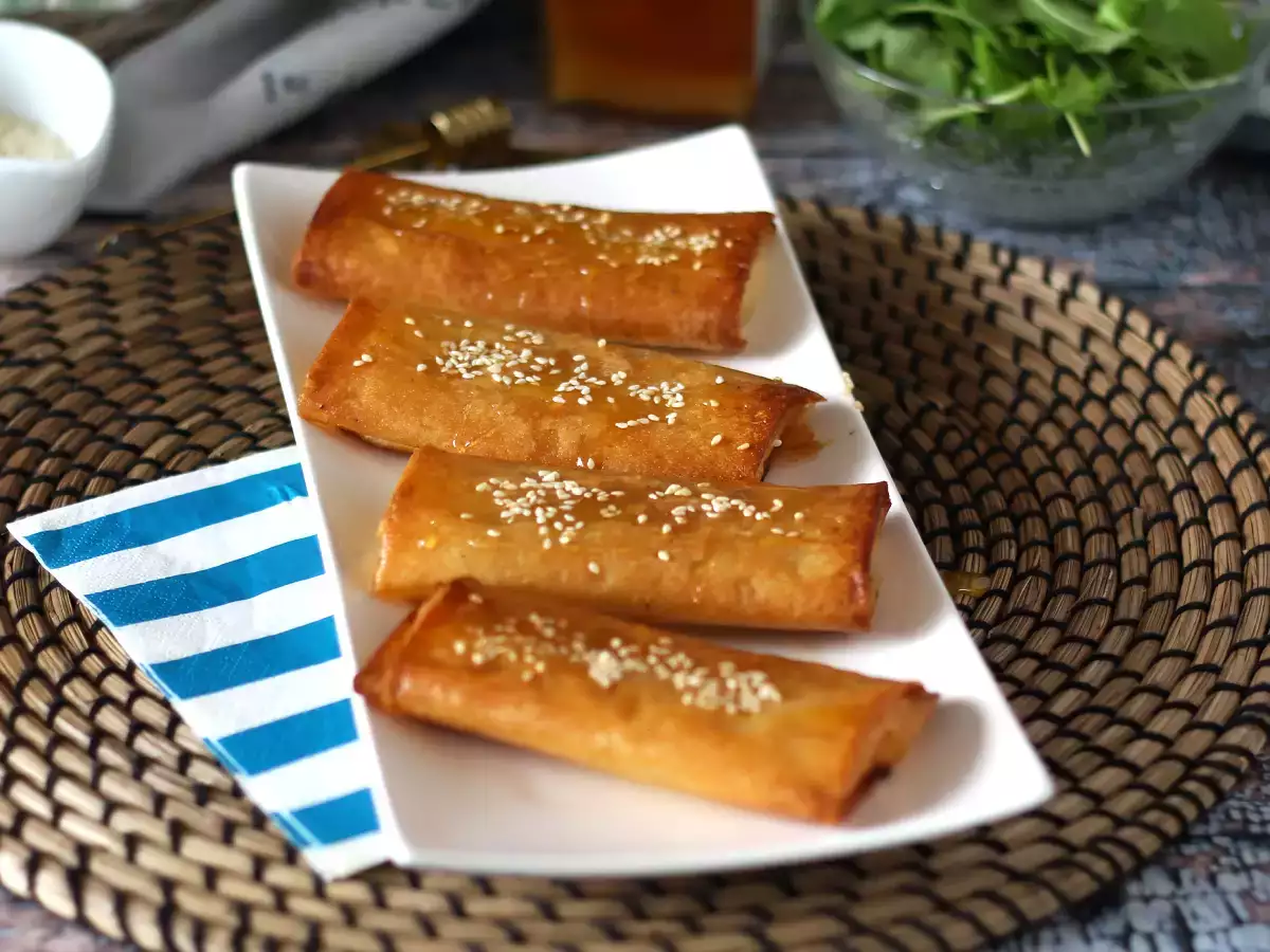 Feta Saganaki, resep Yunani untuk feta renyah dengan madu - foto 5