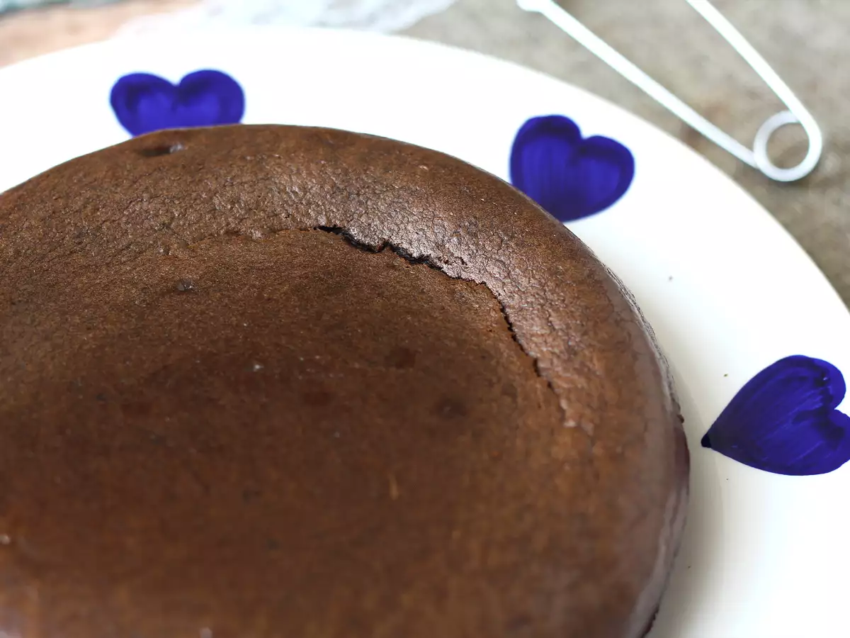 Fondant cokelat berprotein: resep dengan whey yang mudah dibuat - foto 8