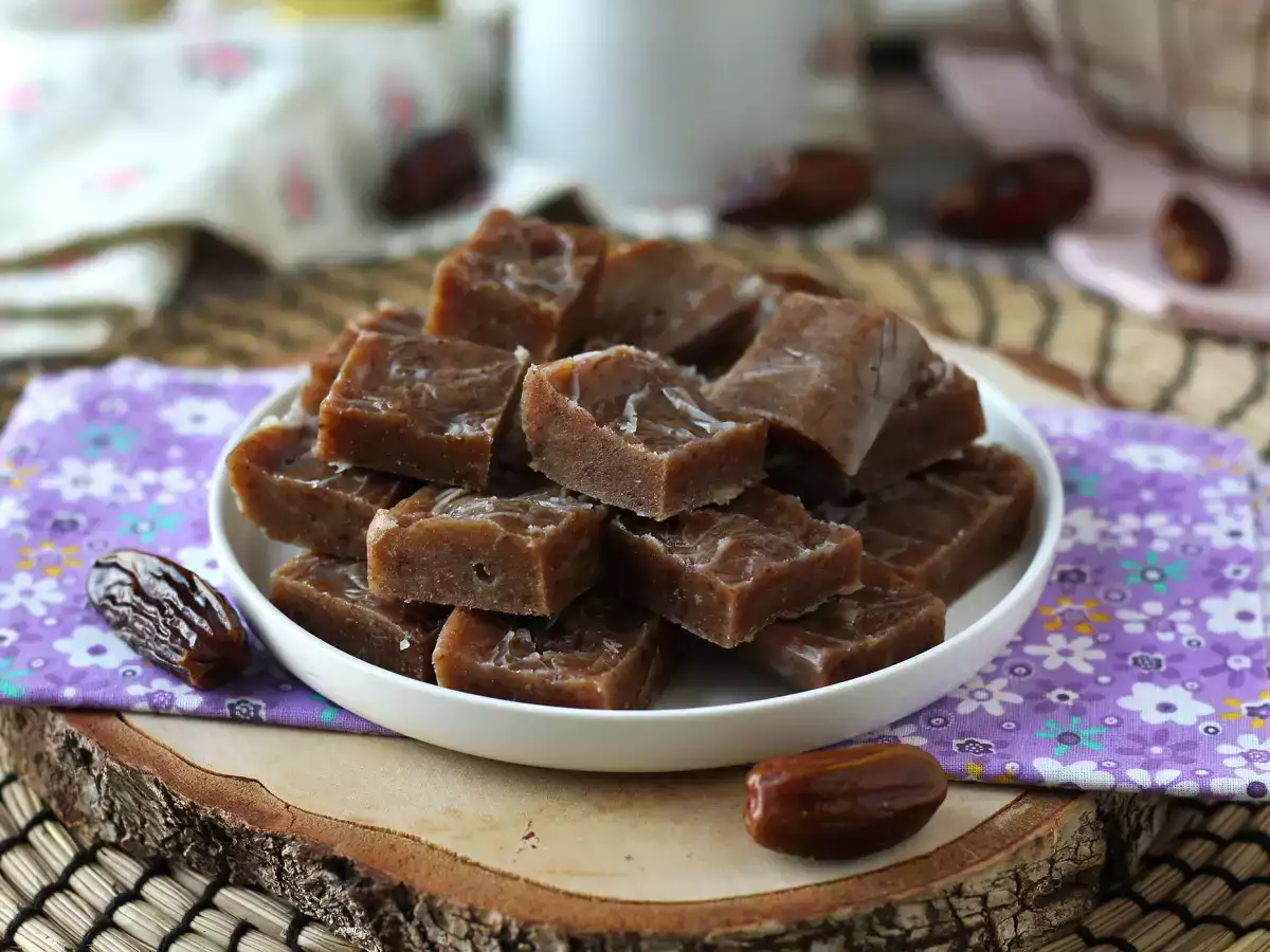Fudge kurma, sebuah kotak kecil yang penuh energi dan rasa! - foto 3