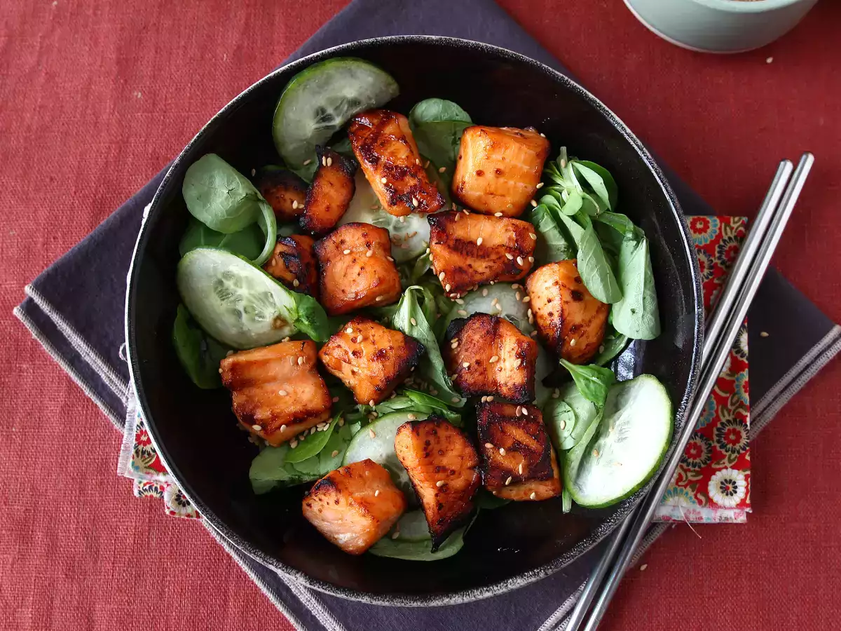 Gigitan salmon penggorengan udara dengan bumbu Asia - foto 3