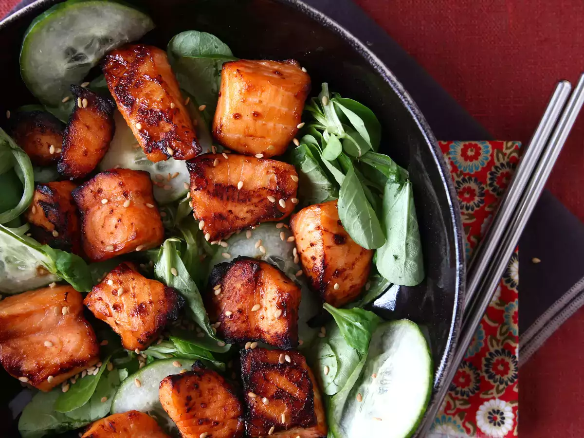 Gigitan salmon penggorengan udara dengan bumbu Asia - foto 4