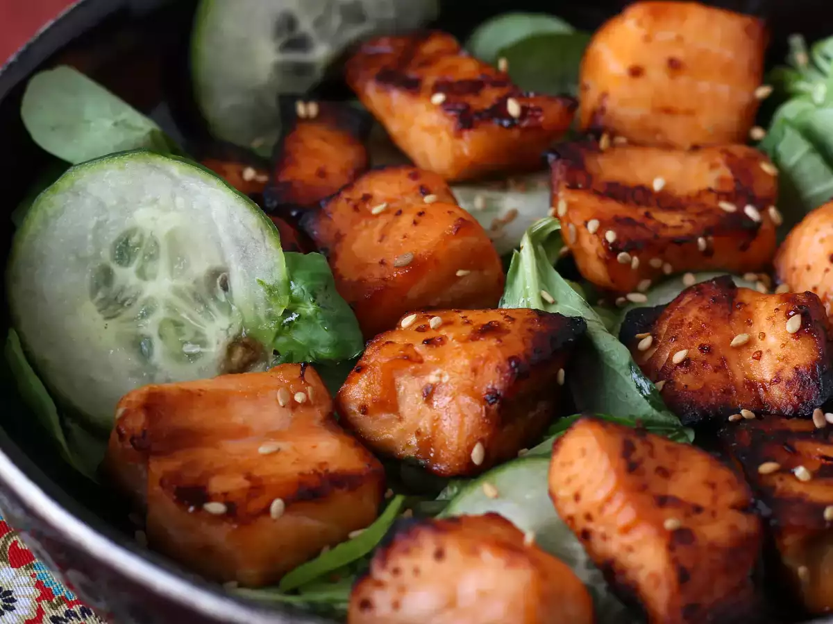 Gigitan salmon penggorengan udara dengan bumbu Asia - foto 6