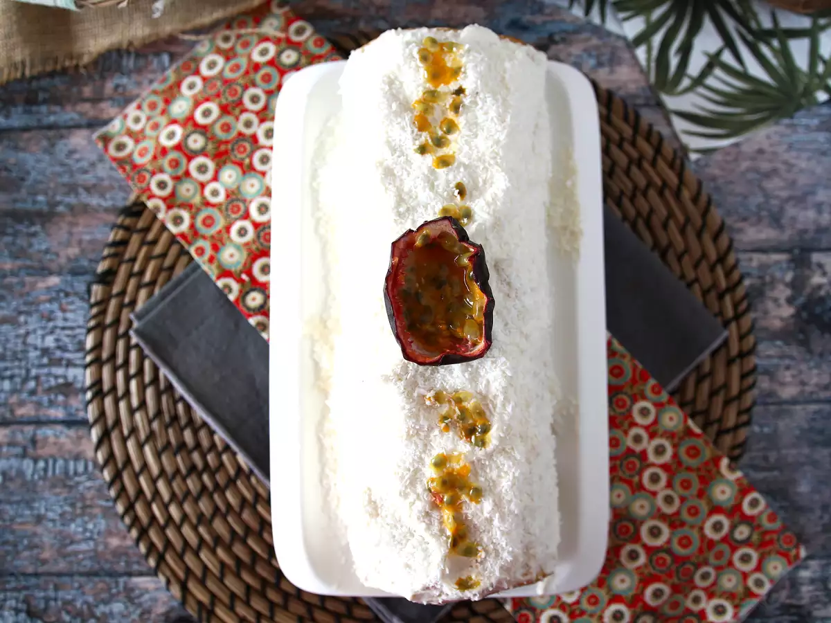 Gulungan markisa kelapa, sempurna sebagai batang kayu Yule - foto 3