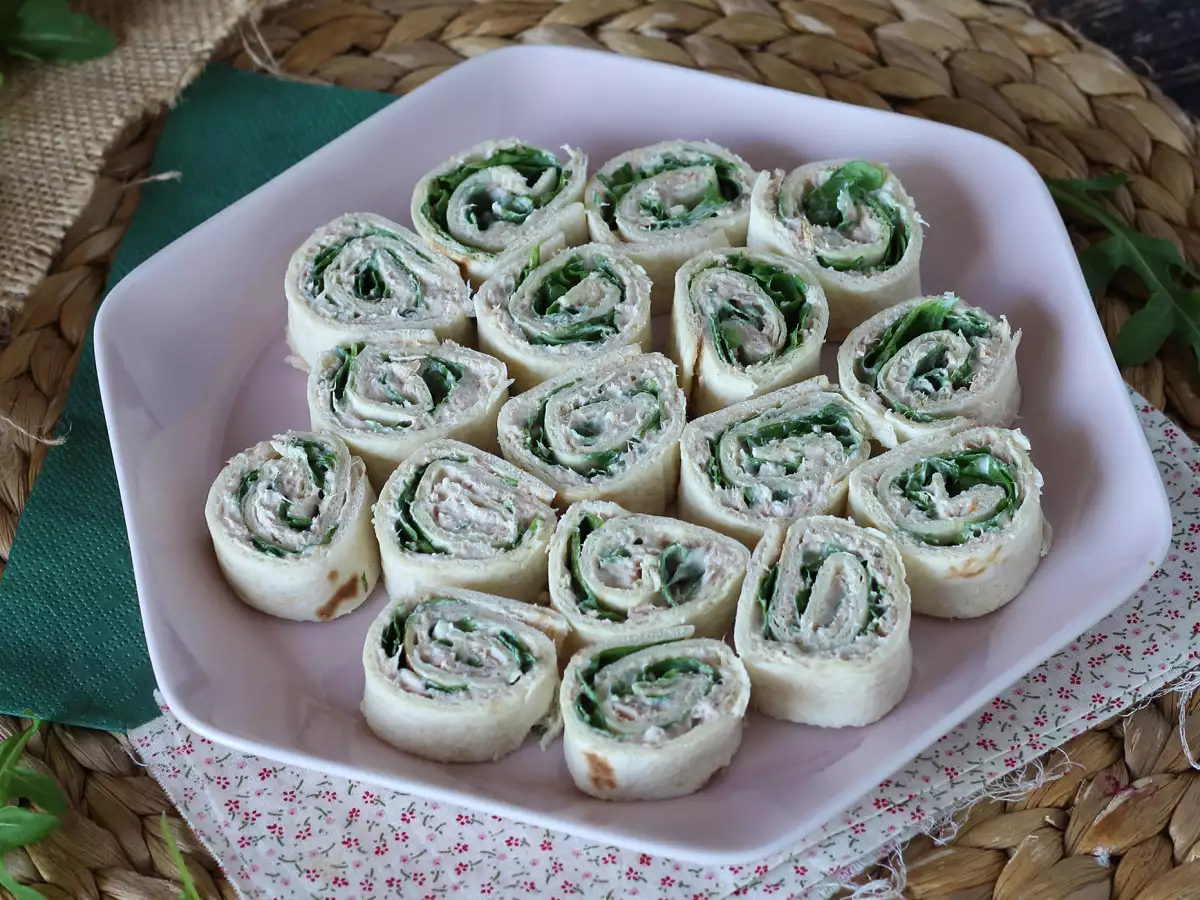 Gulungan Tortilla Isi Tuna dan Keju Krim - foto 2