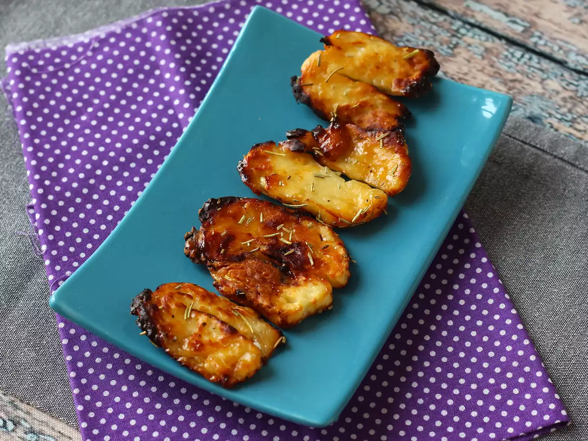 Halloumi dengan madu yang dipanggang di Air Fryer - foto 3