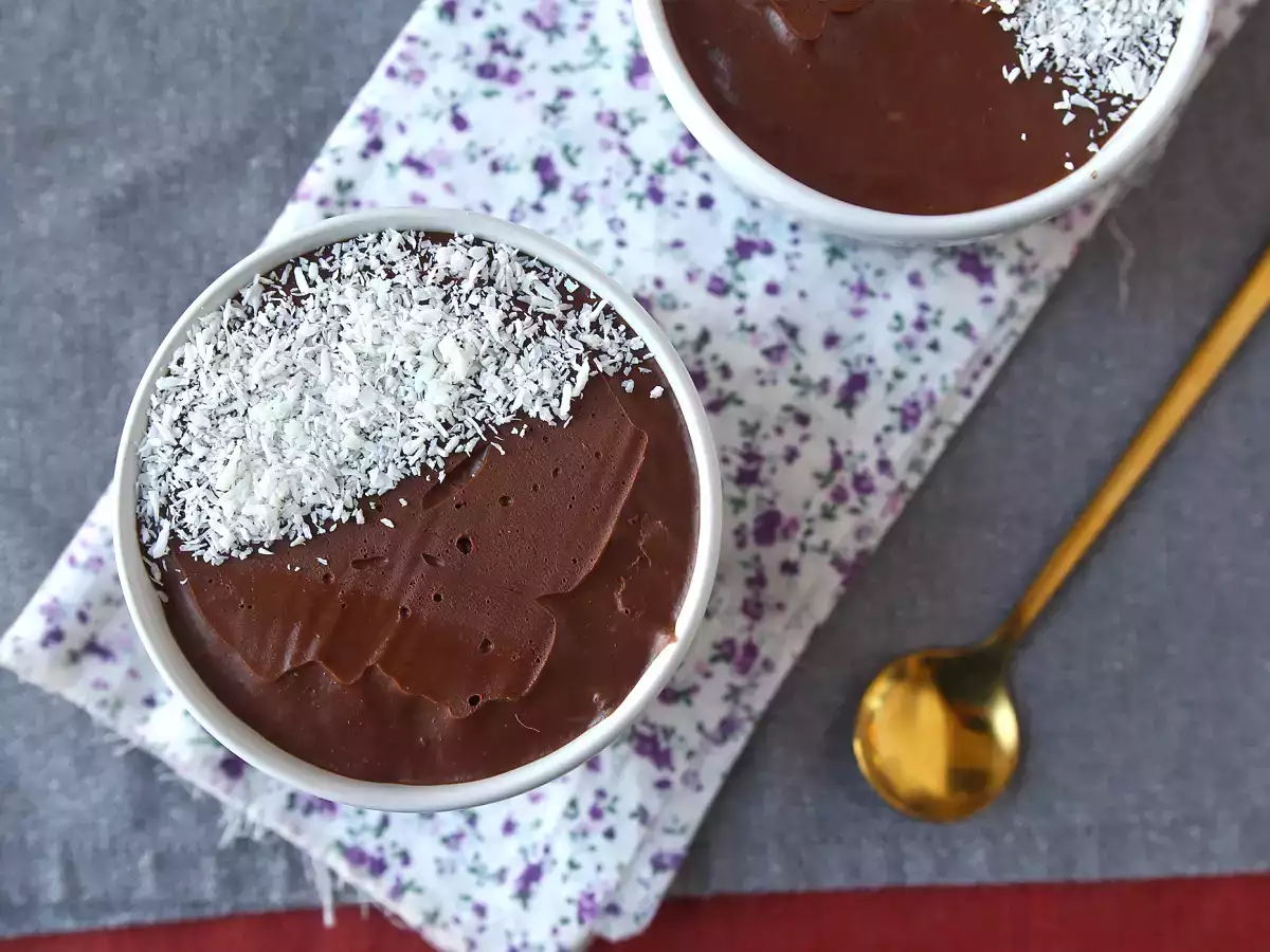 Hidangan penutup cokelat hanya dengan 2 bahan! - foto 2