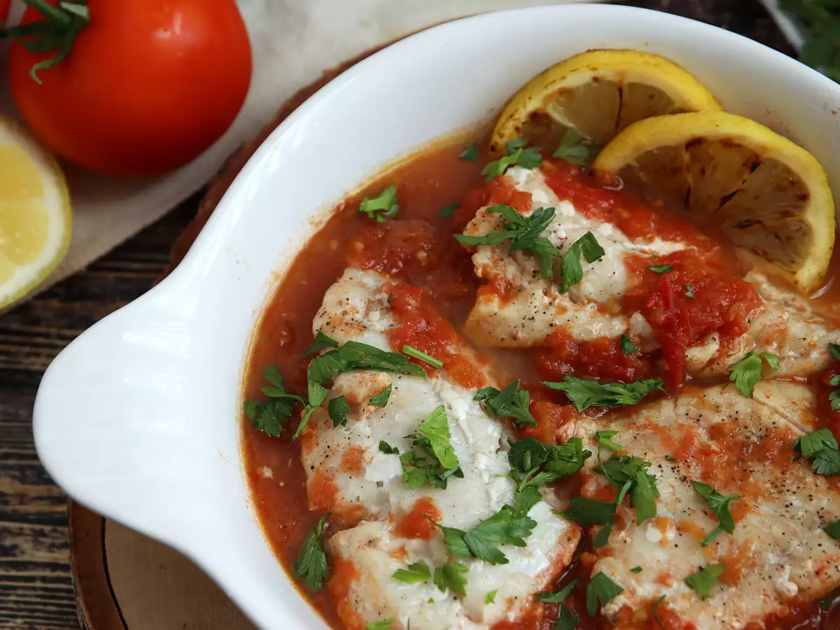 Ikan saithe dengan tomat dan lemon (resep sehat dan mudah!) - foto 2