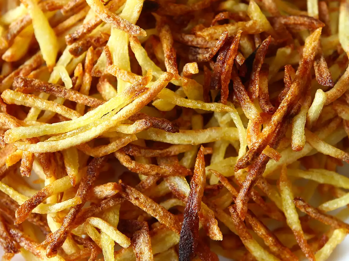 Kentang Stik Tipis Air Fryer yang Renyah, Tak Ada yang Menyangka Dibuat Sendiri - foto 2
