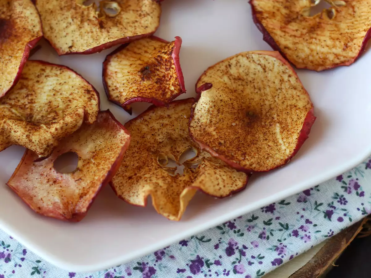 Keripik apel kayu manis di Air Fryer - foto 3