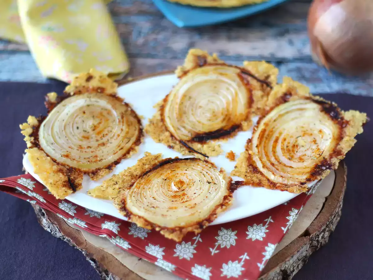 Keripik bawang bombay dan parmesan buatan sendiri yang super renyah - foto 2