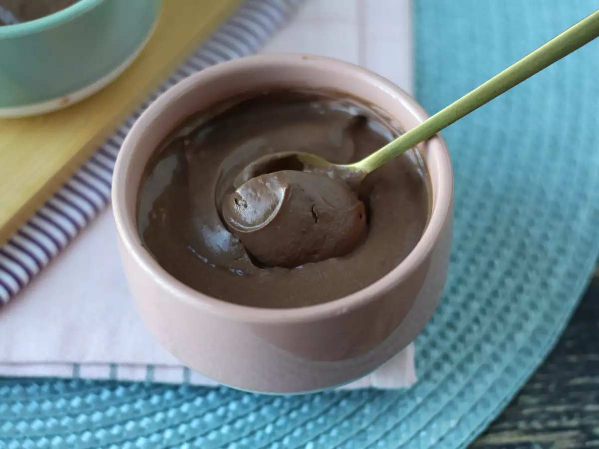 Krim cokelat dari tahu sutra dengan 2 bahan - foto 5