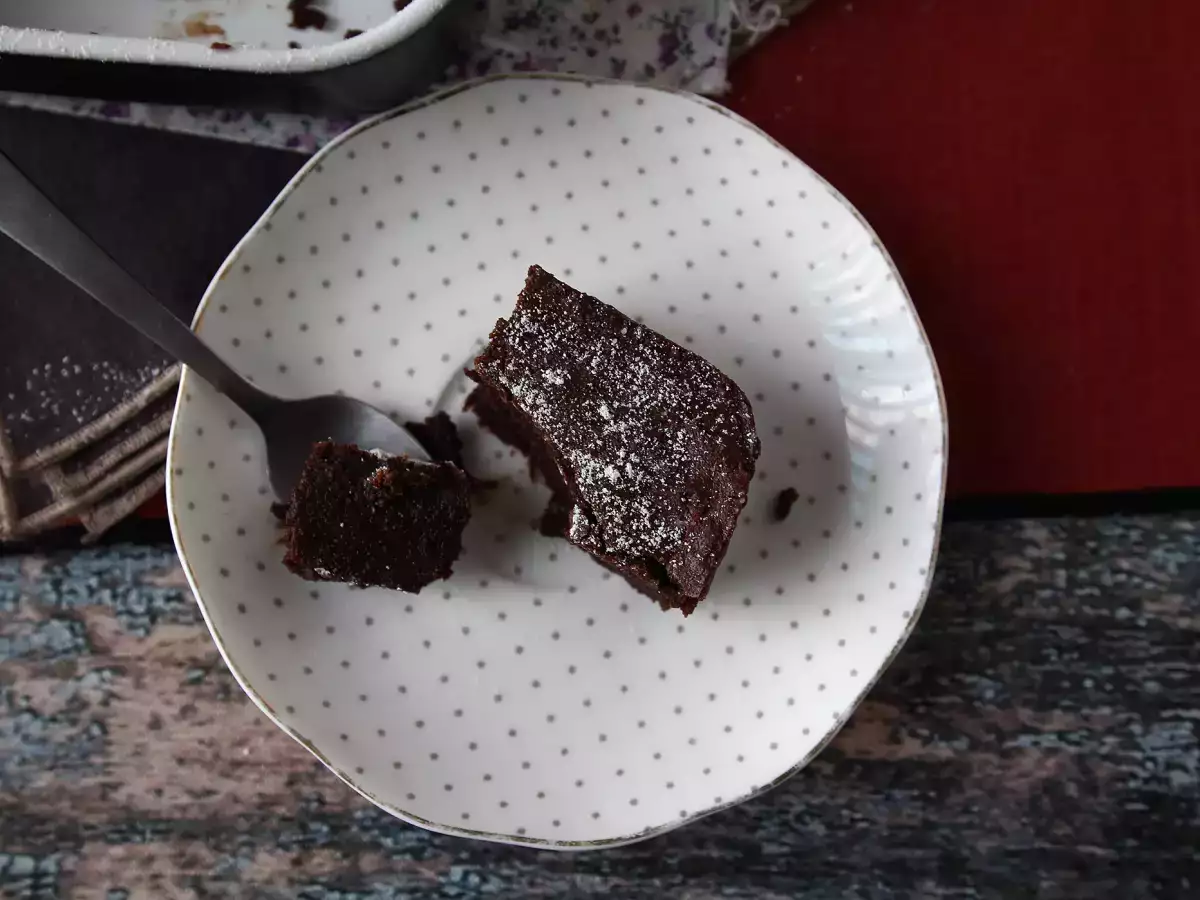 Kue Cokelat dan Krim Kastanye Super Lumer, Hanya dengan 4 Bahan - foto 3