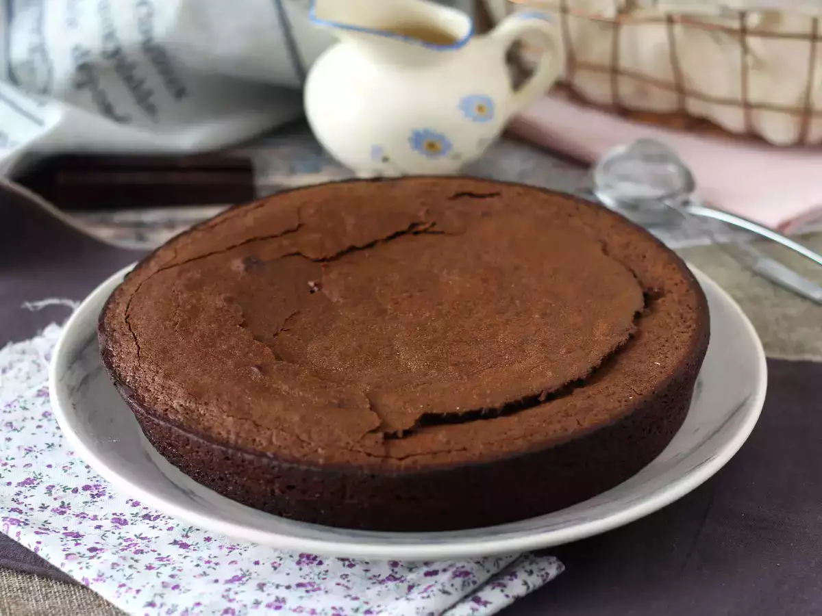 Kue Cokelat Mudah dan Lembut - foto 2