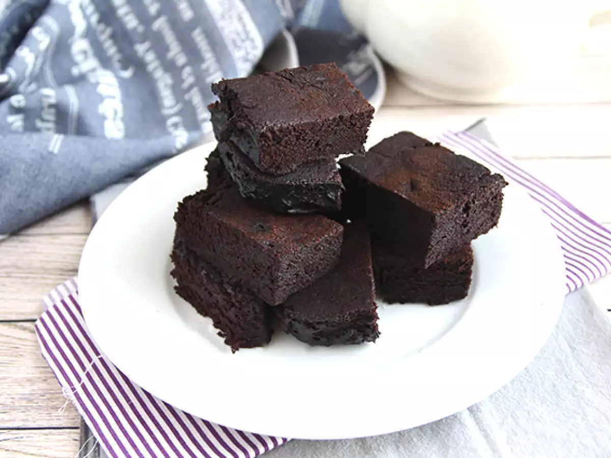 Kue cokelat tanpa telur, tanpa dipanggang, tanpa laktosa, tanpa oven - foto 5