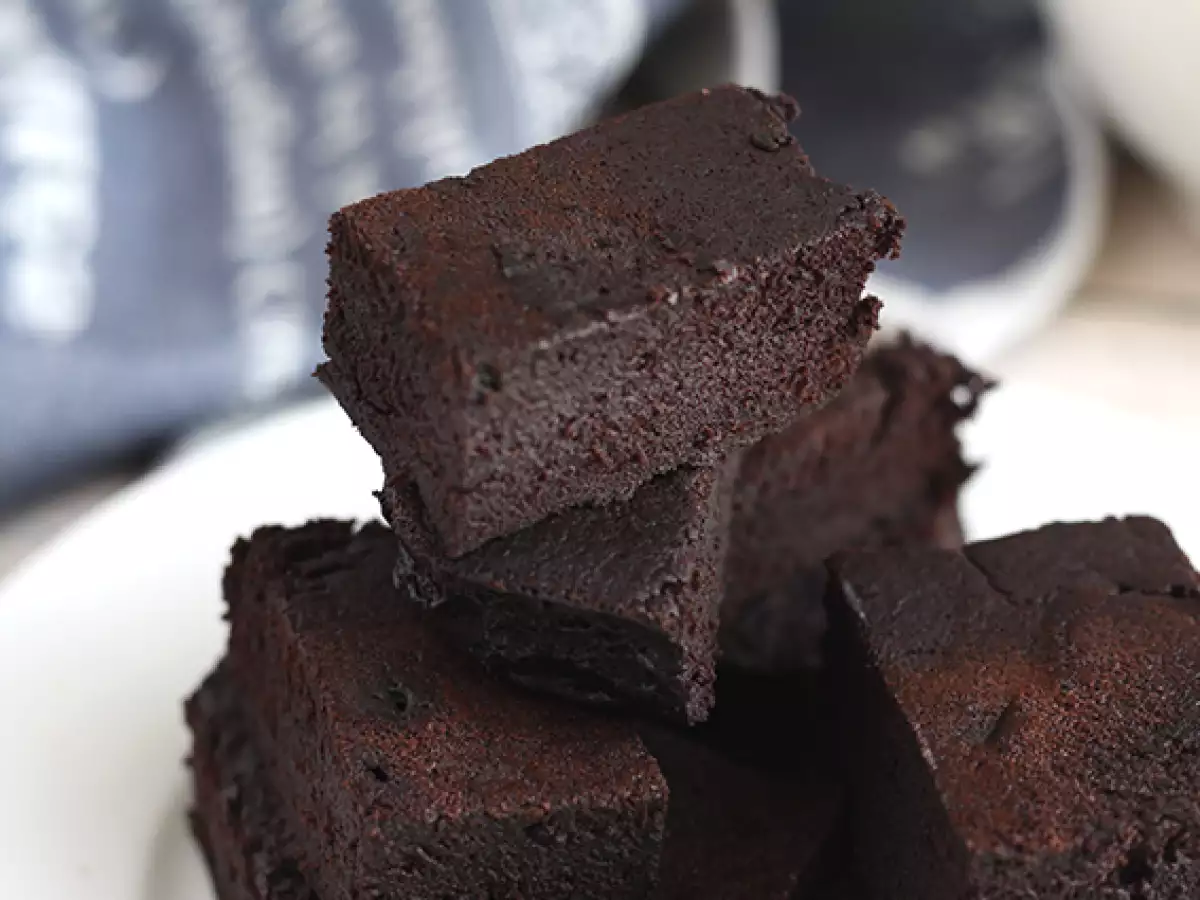 Kue Cokelat Tanpa Telur, Tanpa Oven, dan Tanpa Laktosa - foto 4