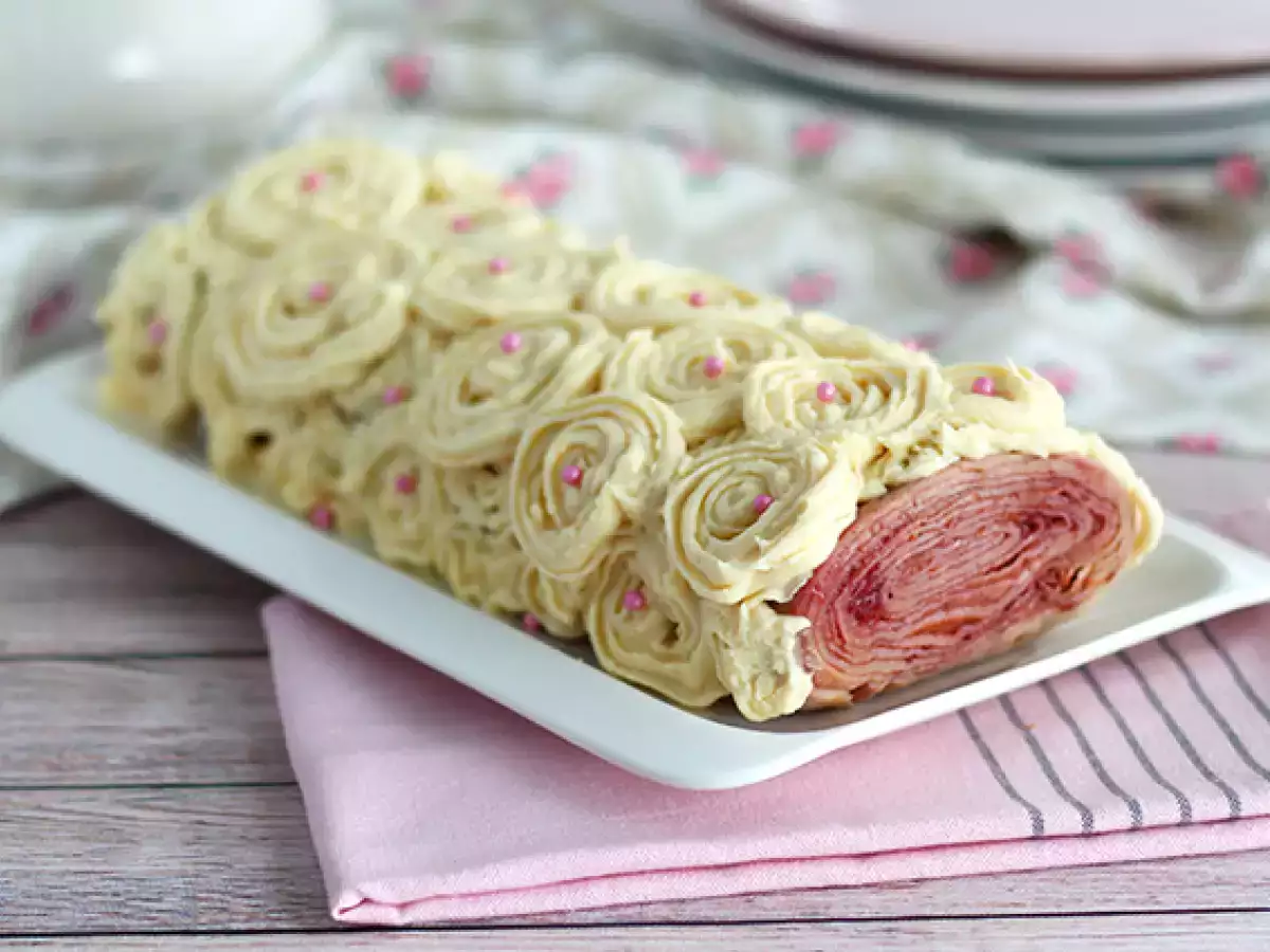 Kue Crepe Gulung Raspberry Cokelat Putih - foto 2