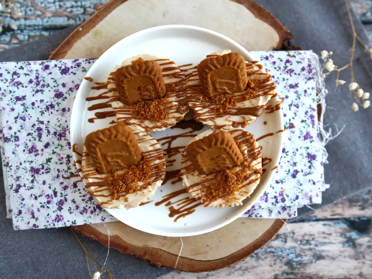 Kue keju tanpa panggang dengan biskuit speculoos - foto 3
