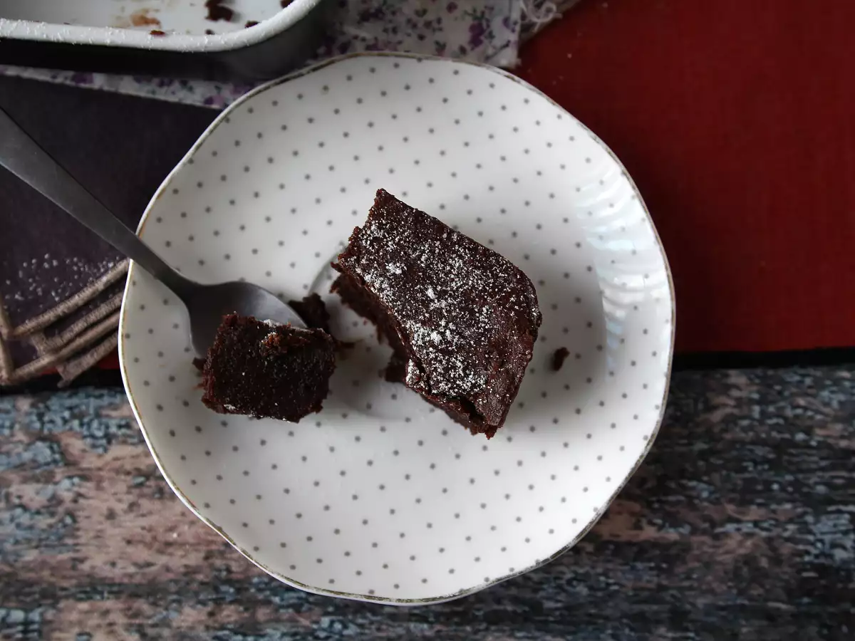 Kue krim cokelat dan kastanye EXTRA FONDANT hanya dengan 4 bahan - foto 3