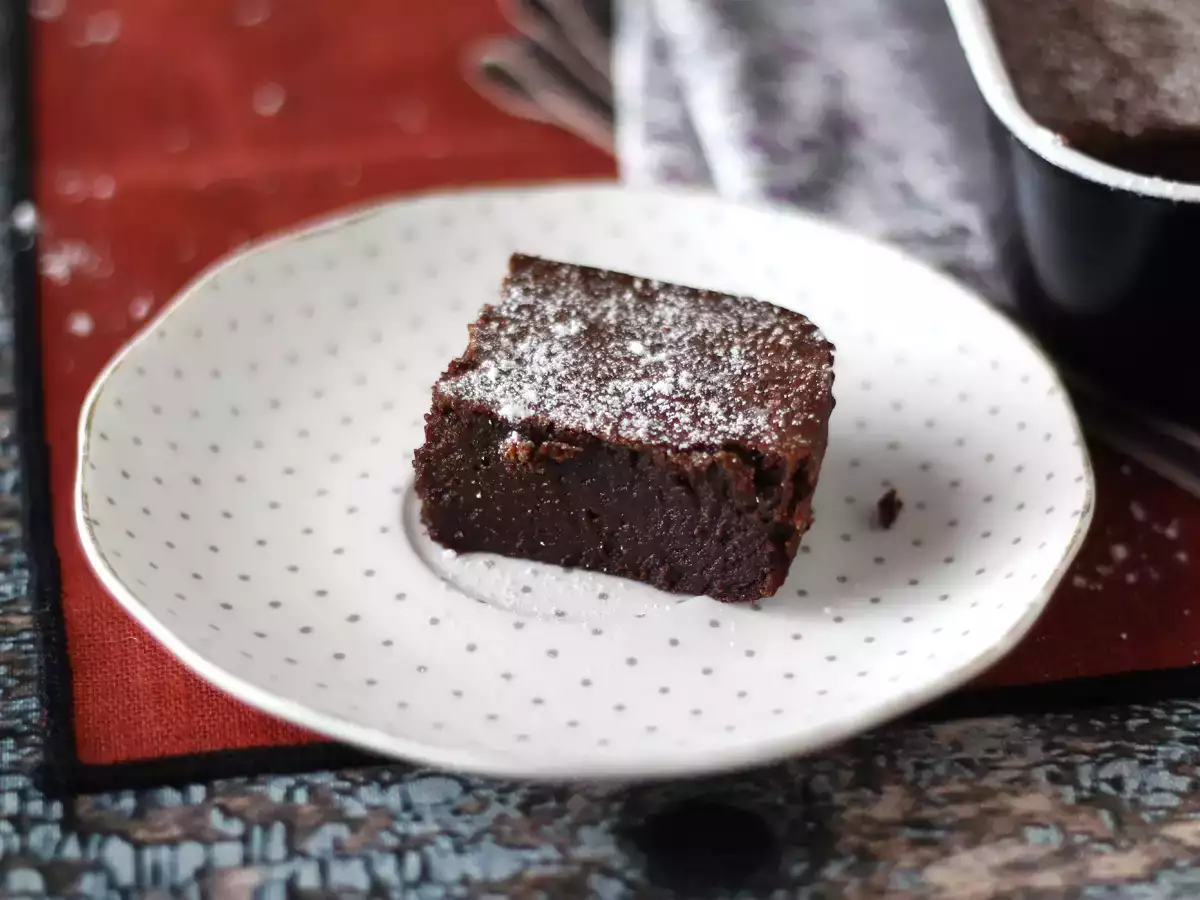 Kue krim cokelat dan kastanye EXTRA FONDANT hanya dengan 4 bahan - foto 7