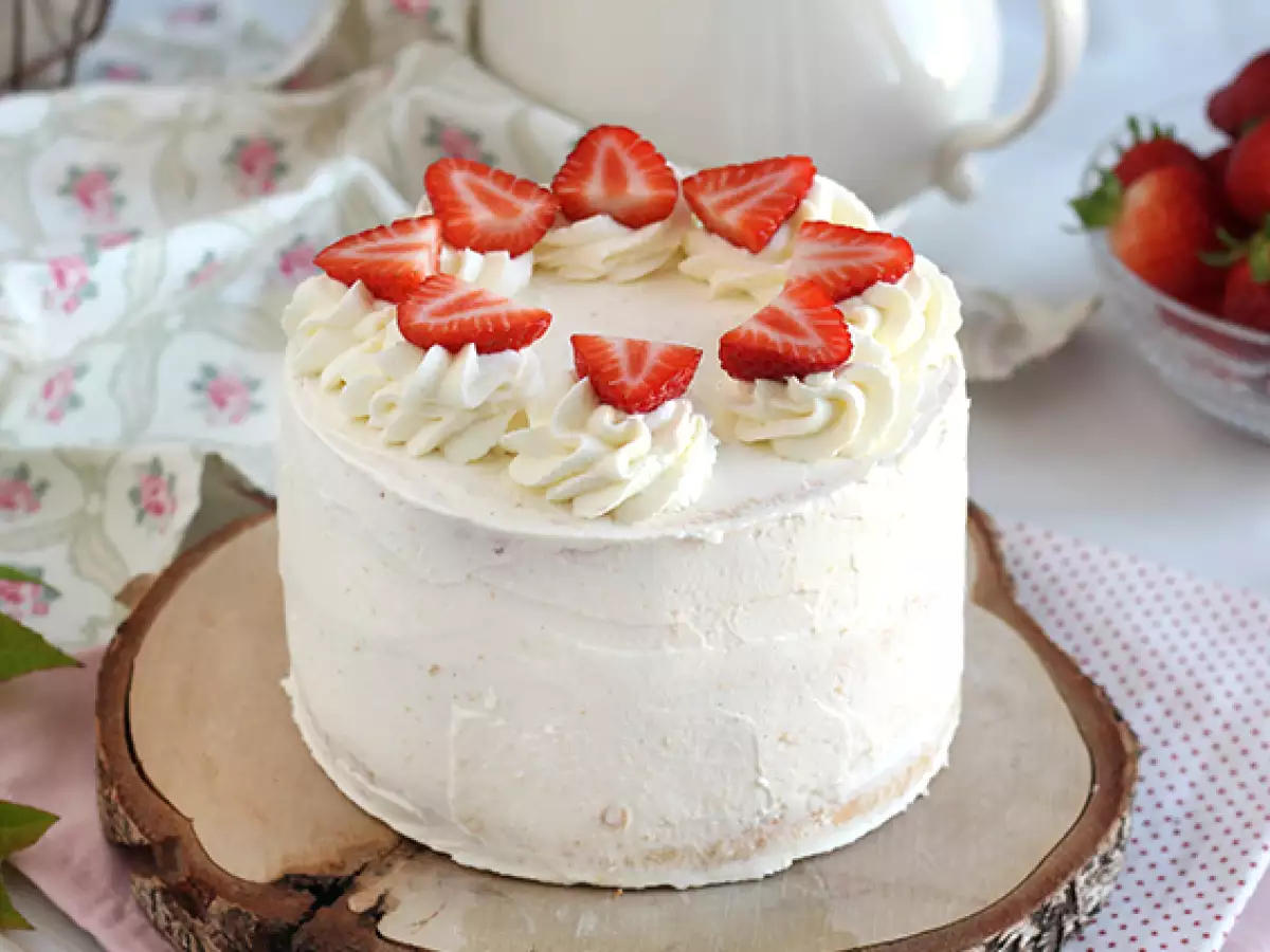 Kue Lapis Stroberi dengan Krim Mascarpone - foto 5