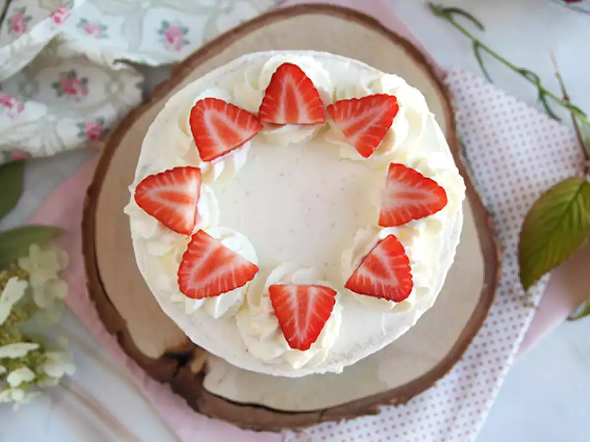Kue Lapis Stroberi dengan Krim Mascarpone - foto 6