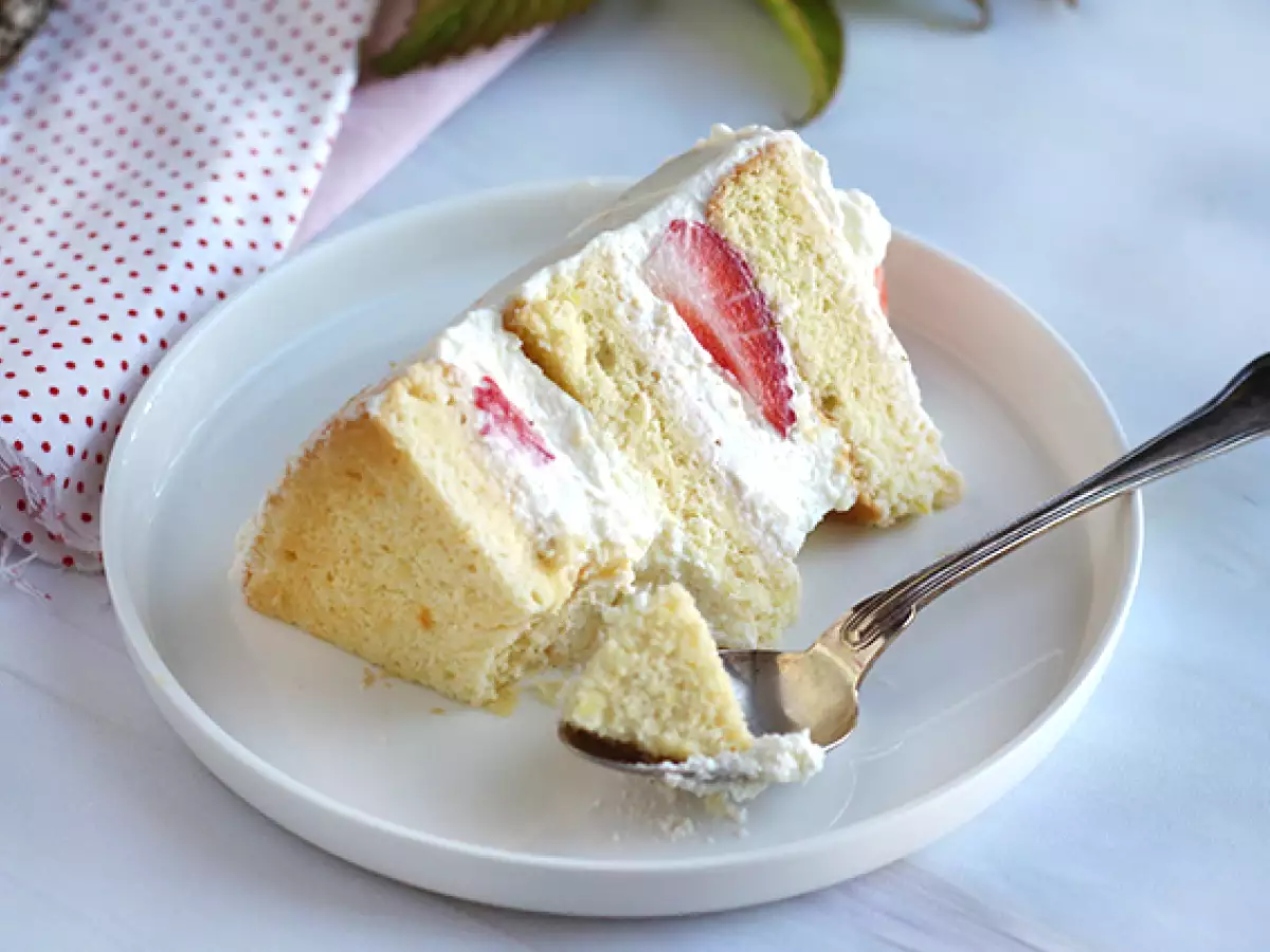Kue Lapis Stroberi dengan Krim Mascarpone - foto 7