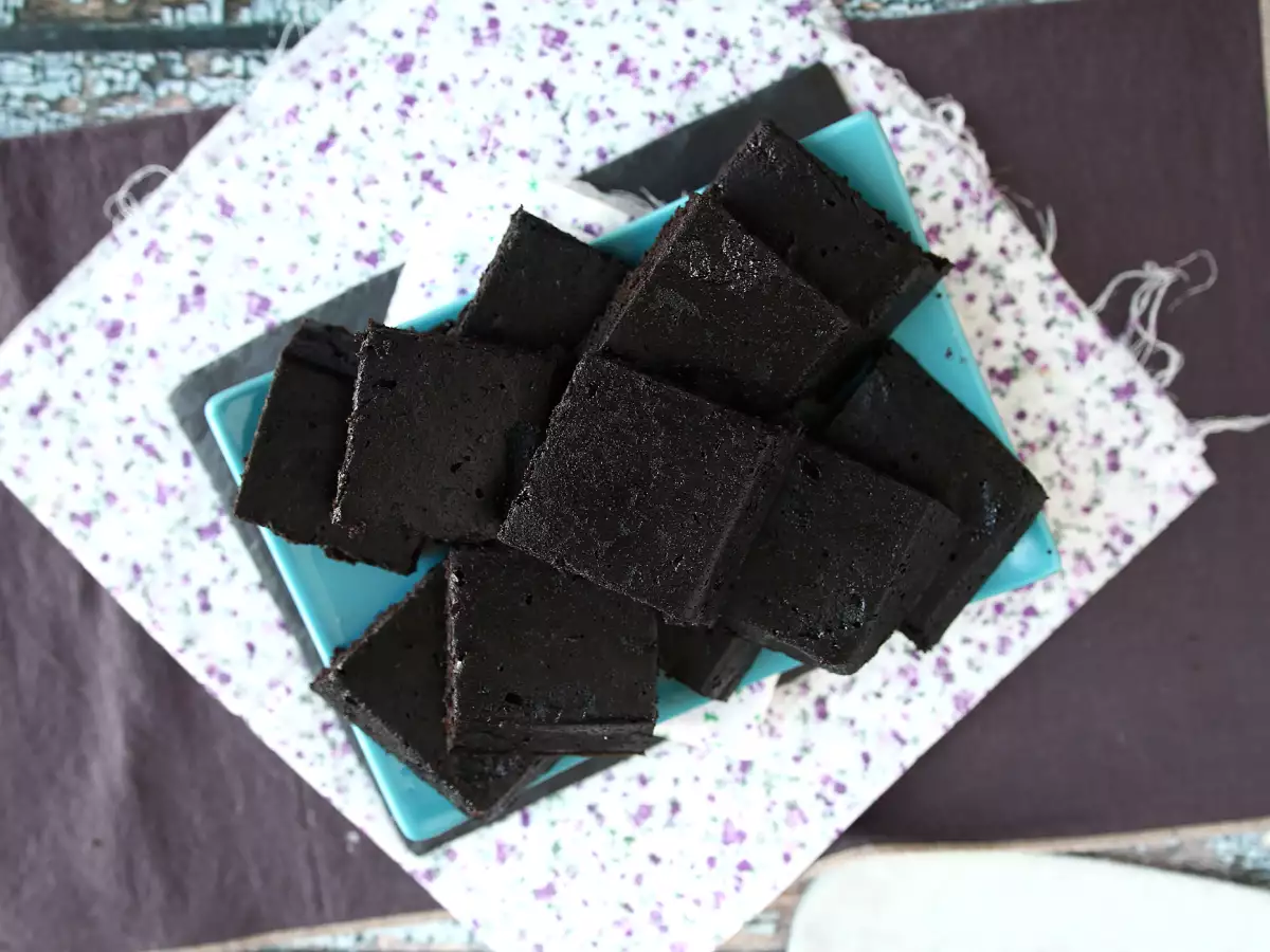 Kue Oreo 3 Bahan, Siap dalam 6 Menit di Microwave - foto 3