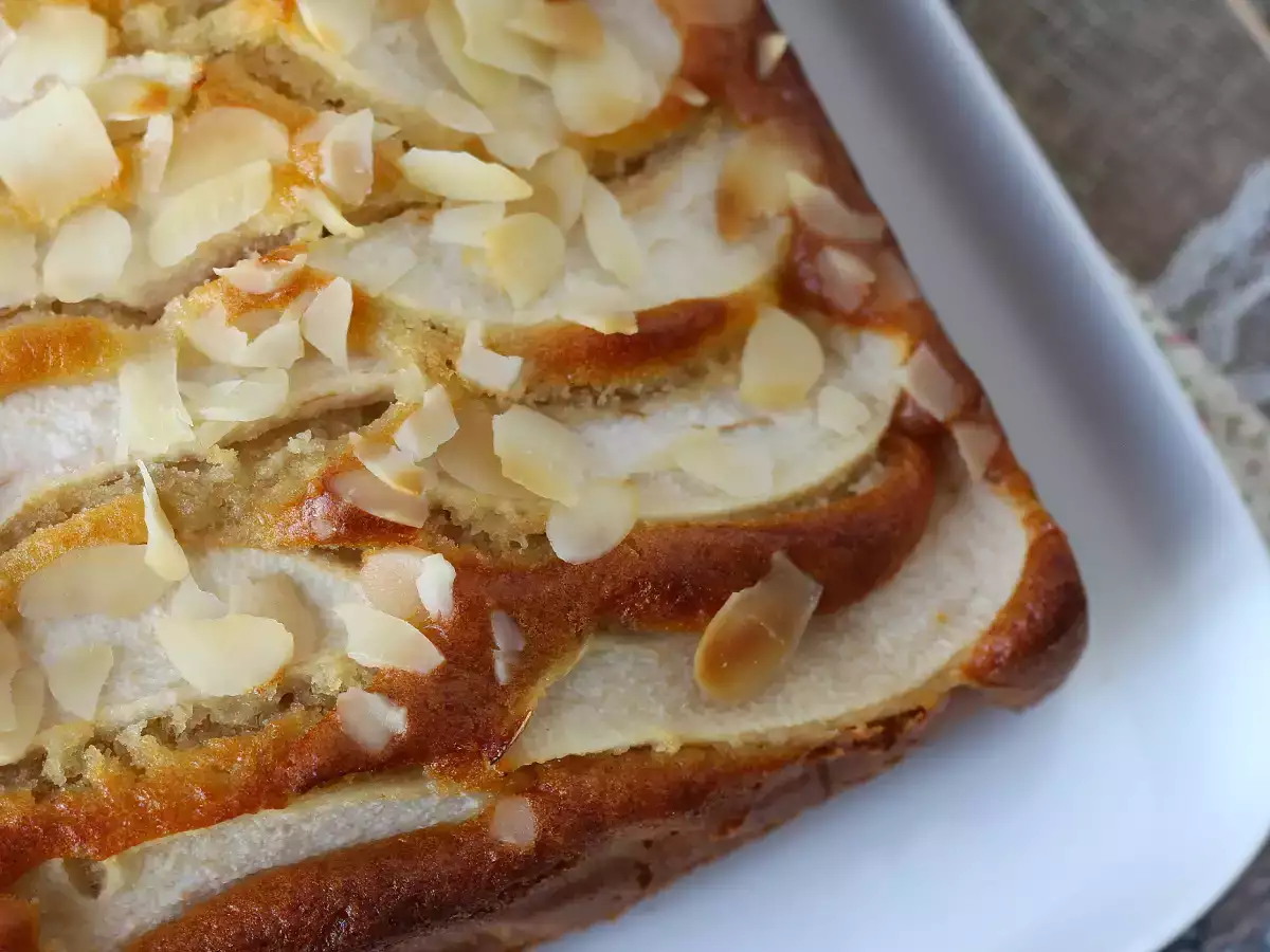 Kue pir yang mudah dibuat dan lembut dengan kacang almond - foto 3