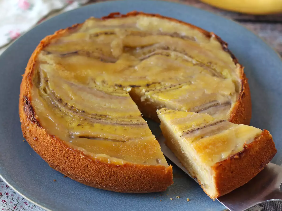 Kue Pisang Terbalik yang Sangat Lembut - foto 2