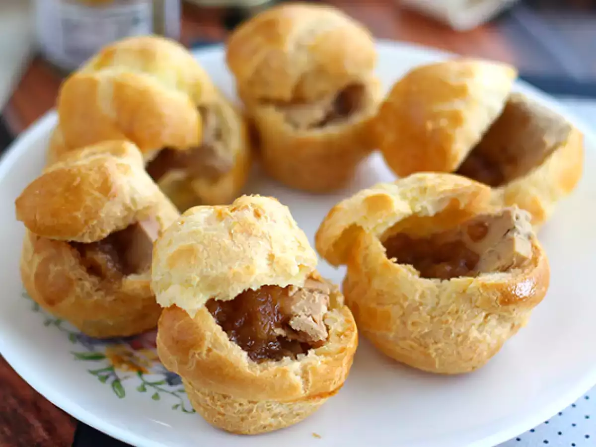 Kue Sus Mini Isi Foie Gras dan Selai Bawang Bombai - foto 3