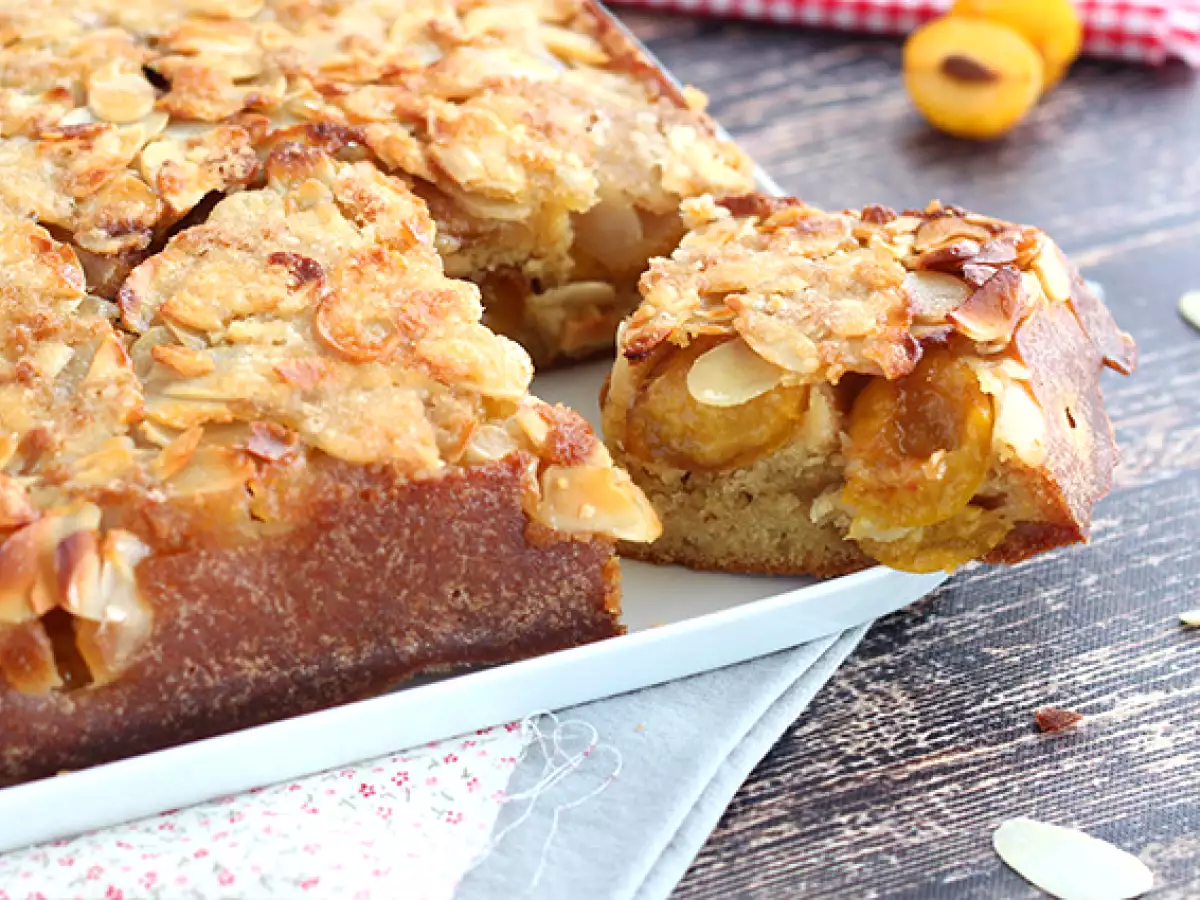 Kue terbalik Mirabelle dan almond - foto 2