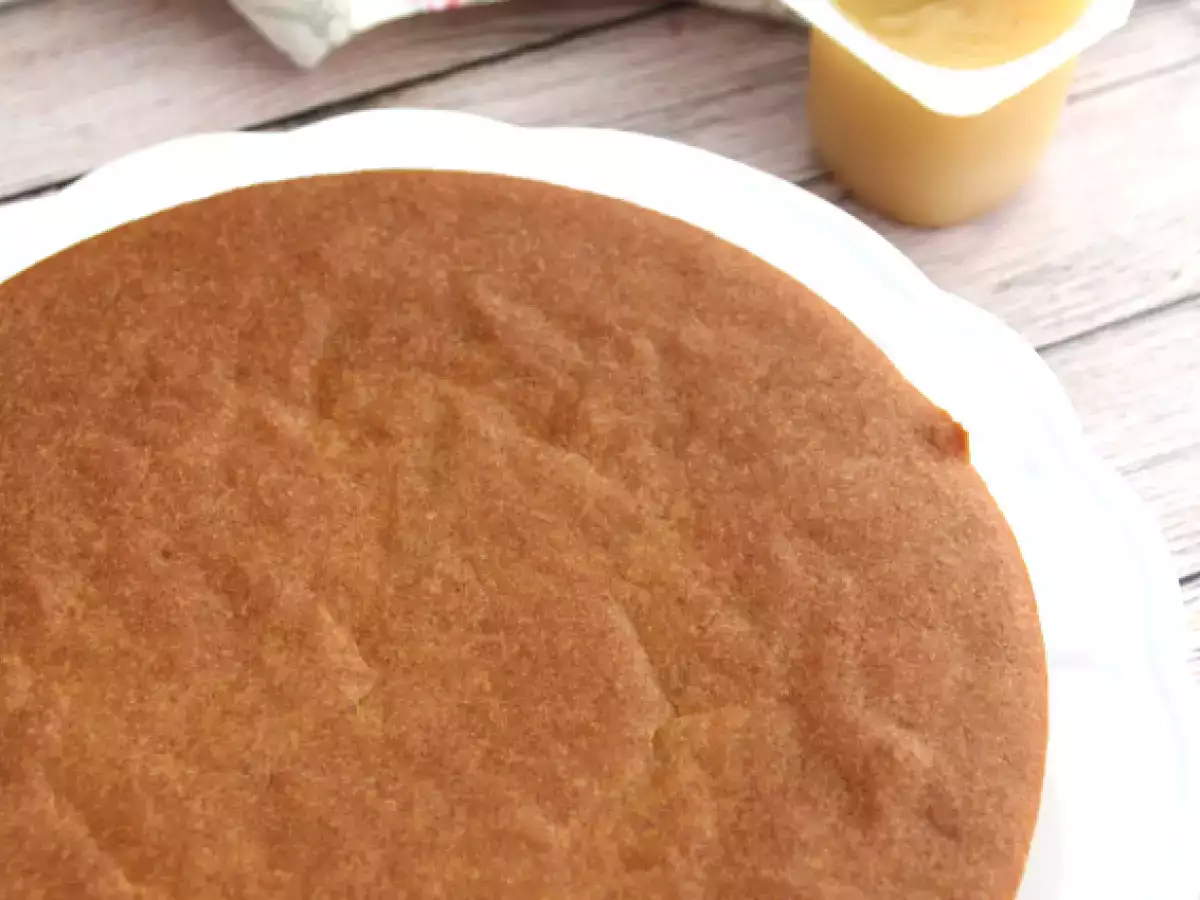 Kue yoghurt kedelai dengan saus apel (vegan dan bebas gluten) - foto 2