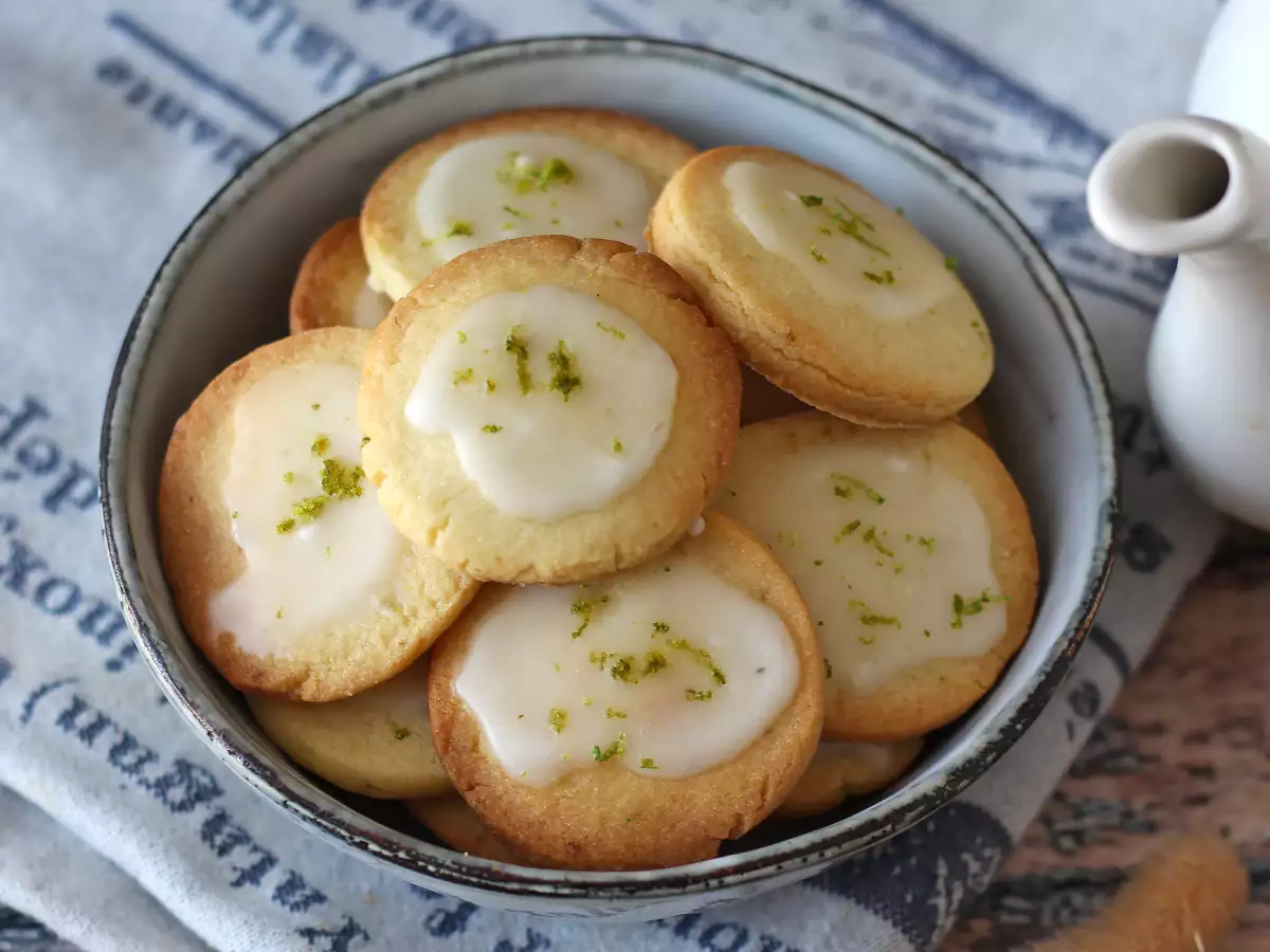 Kukis mentega jeruk nipis dengan glasir - foto 4