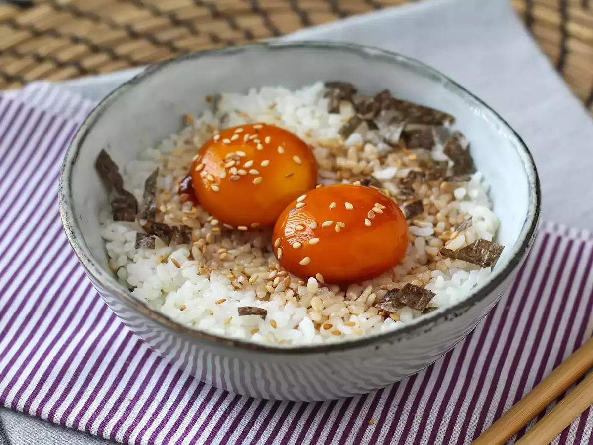 Kuning telur yang diawetkan dengan kecap asin - foto 2