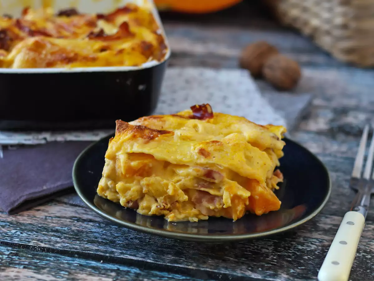 Lasagna dengan labu, speck, serta kacang kenari yang lembut dan renyah - foto 4