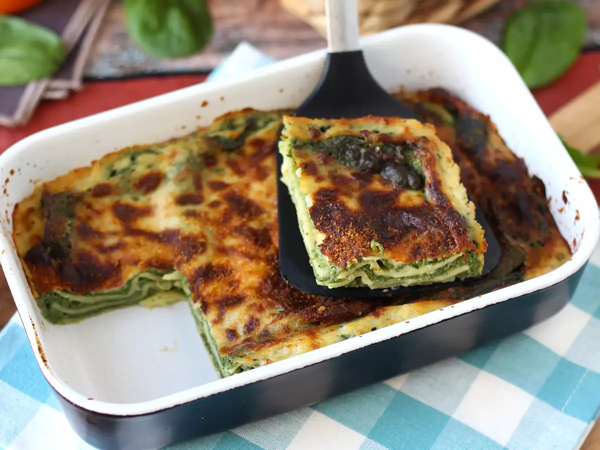 Lasagna vegetarian dengan bayam dan tahu, dimasak dengan Air Fryer - foto 5