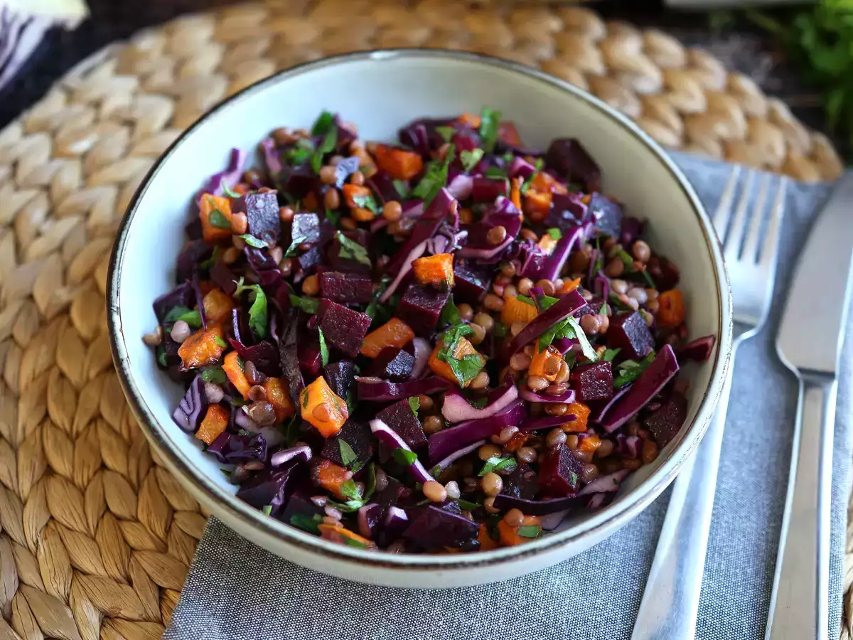 Lentil, butternut, kubis merah, bit, dan salad peterseli (cocok untuk musim gugur/musim dingin) - foto 2