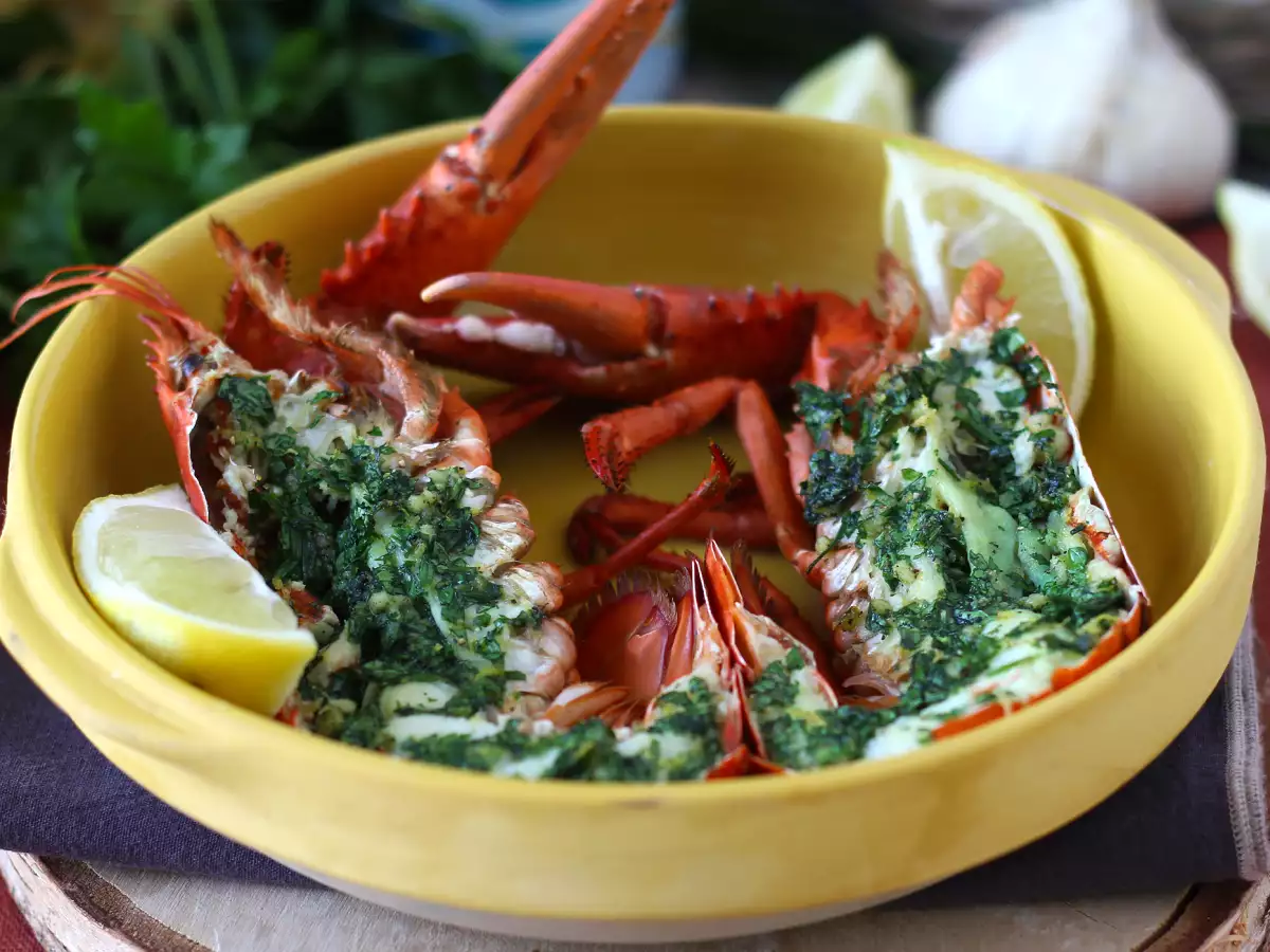 Lobster panggang dengan peterseli dan lemon: kesederhanaan dan kecanggihan di meja. - foto 5
