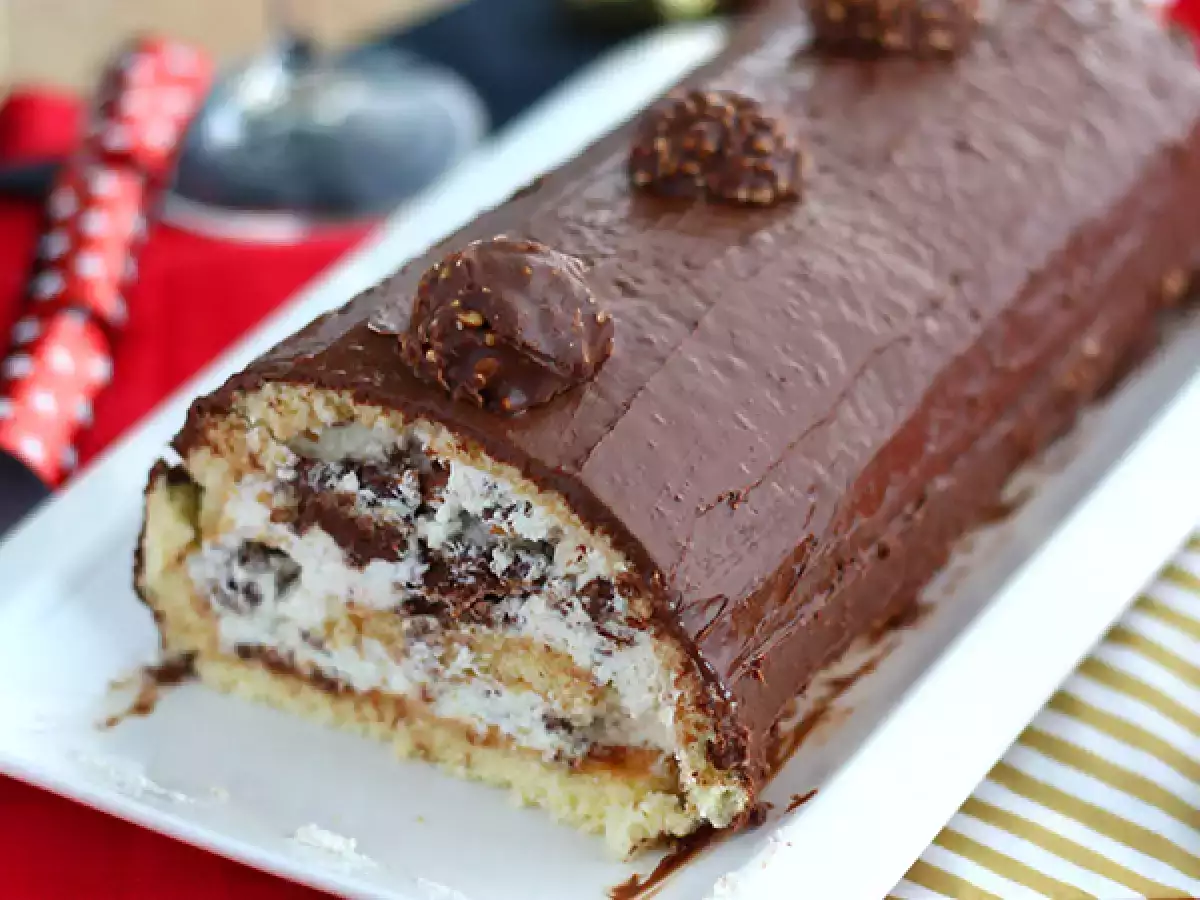 Log Natal dengan Ferrero Rochers - foto 3