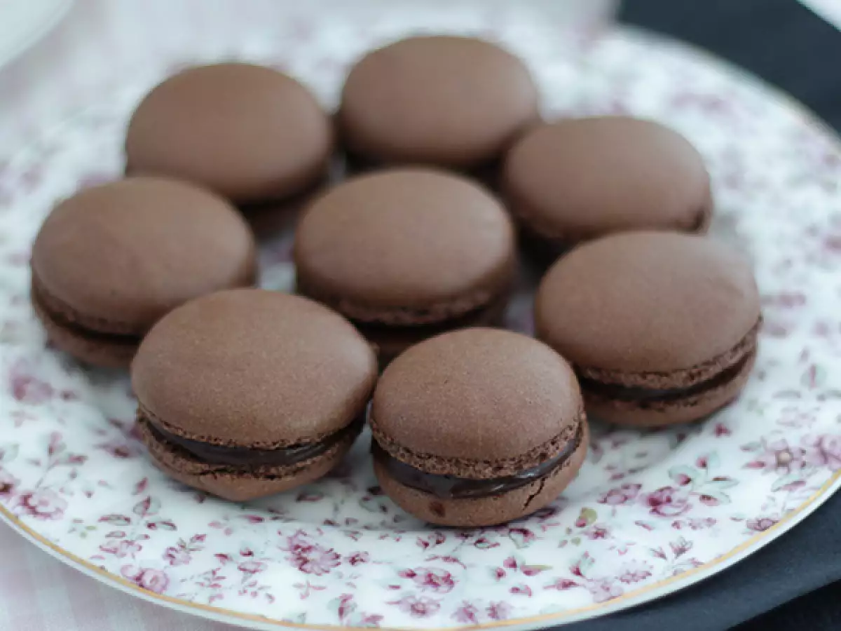 Macaron Cokelat: Resep dan Tips Membuatnya - foto 4