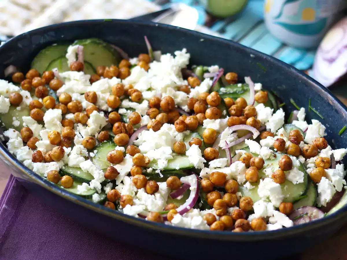 Mentimun, buncis panggang, alpukat, dan salad feta - foto 5