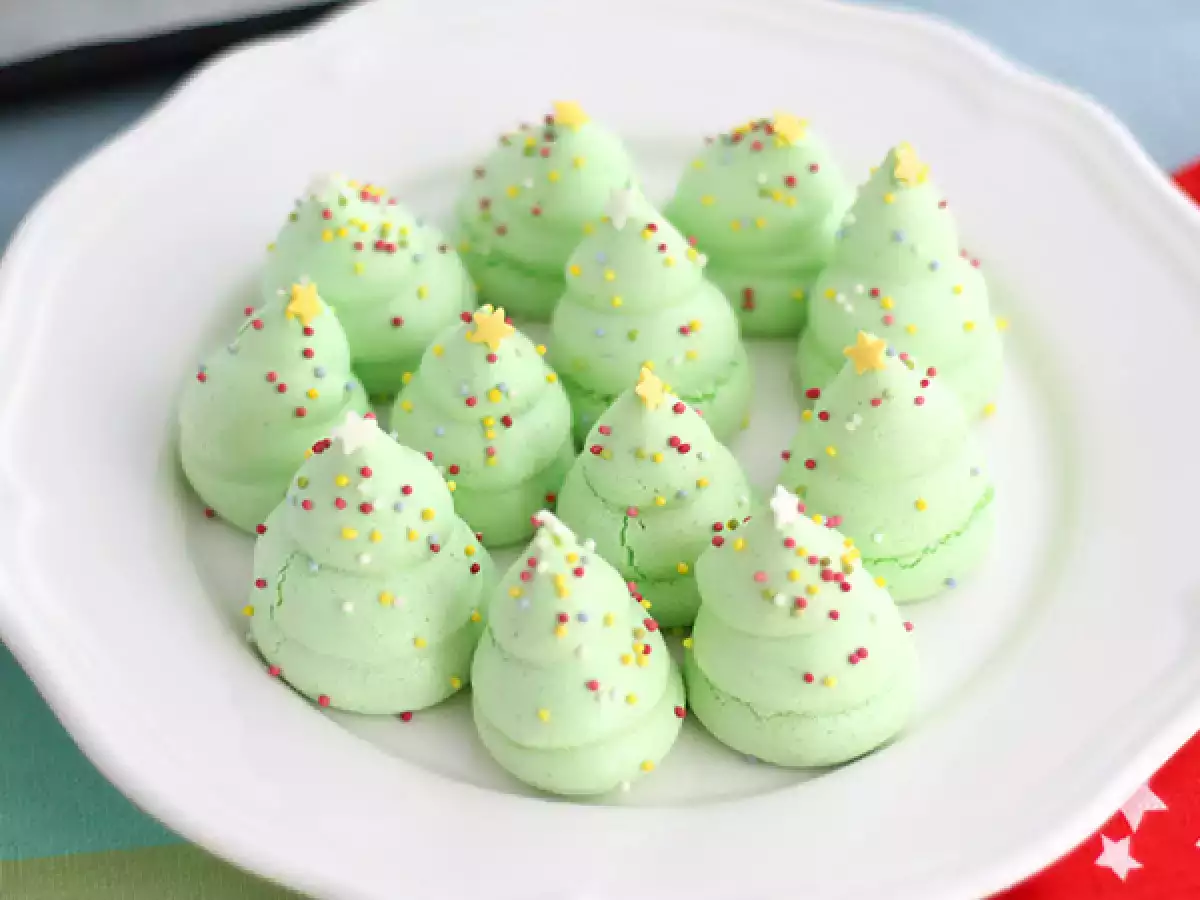 Meringue Berbentuk Pohon Natal - foto 2