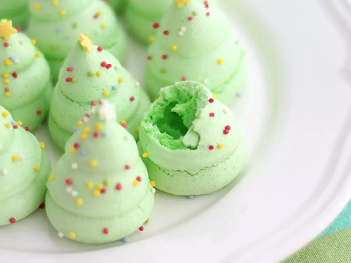 Meringue Berbentuk Pohon Natal - foto 3