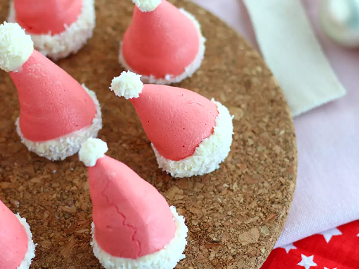 Meringue Berbentuk Topi Sinterklas - foto 2