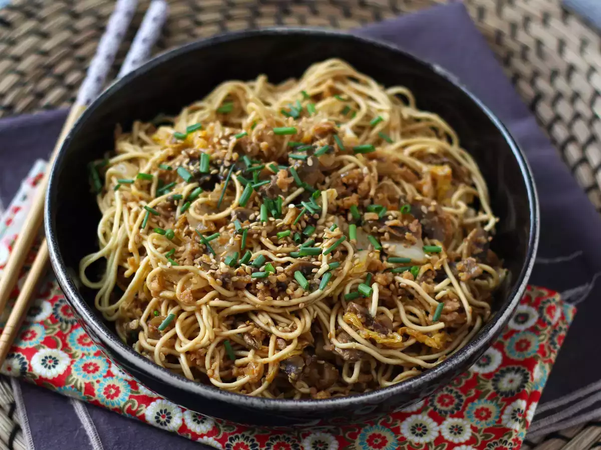 Mi Cina Tumis dengan Sayuran dan Protein Kedelai Bertekstur - foto 6